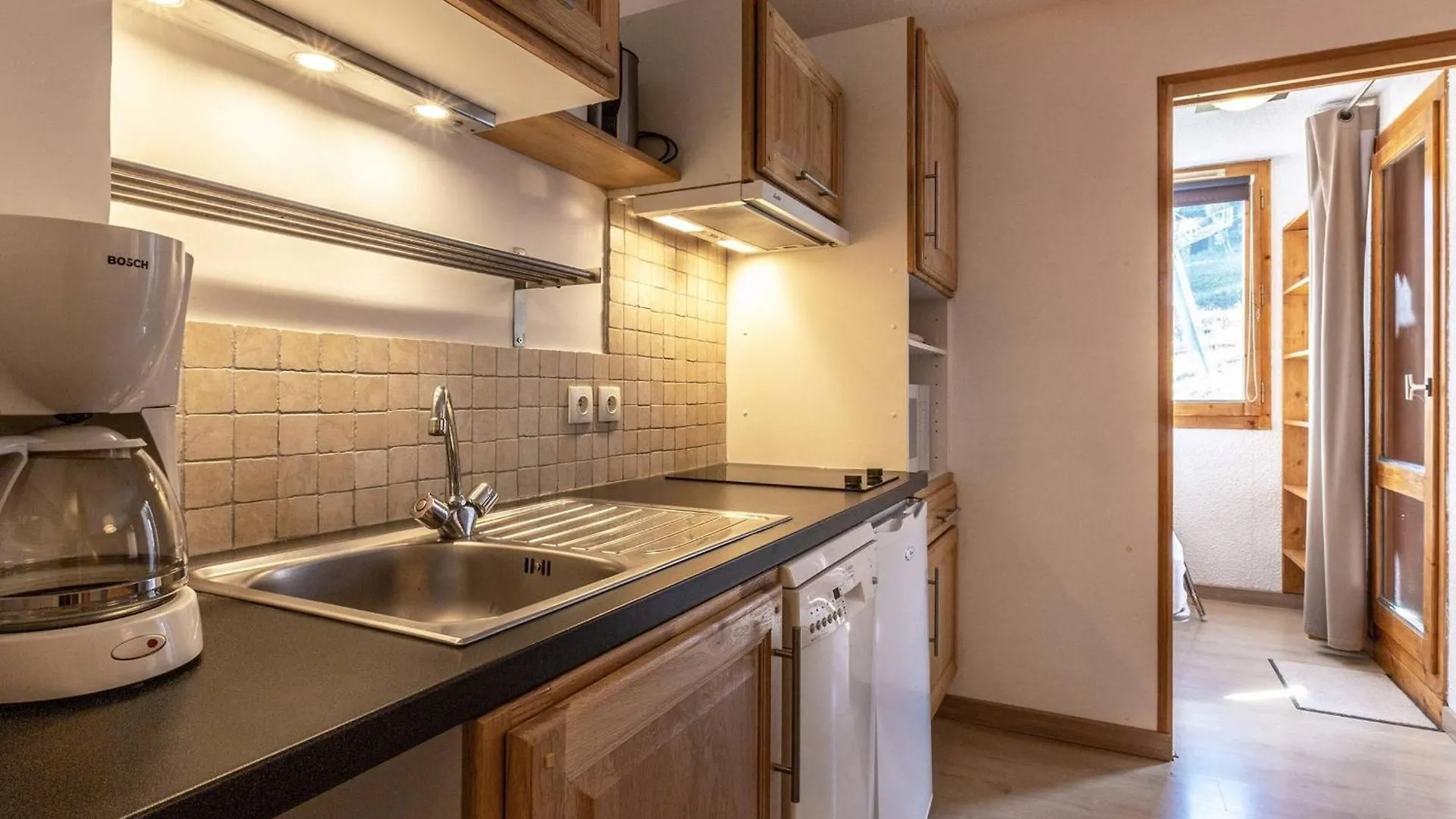 Studio Cabine 5 Personnes Avec Balcon - La Plagne - Fr-1-353-85