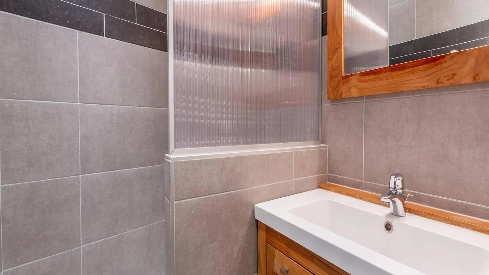 Studio Cabine 5 Personnes Avec Balcon - La Plagne - Fr-1-353-85 Apartment